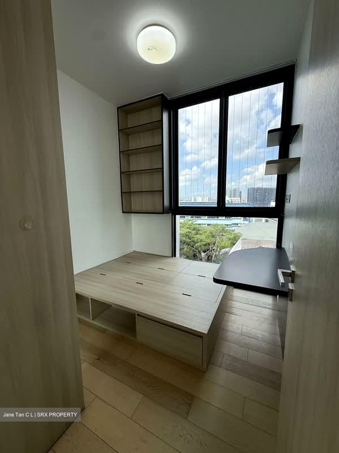 The Panorama (D20), Condominium #570243091